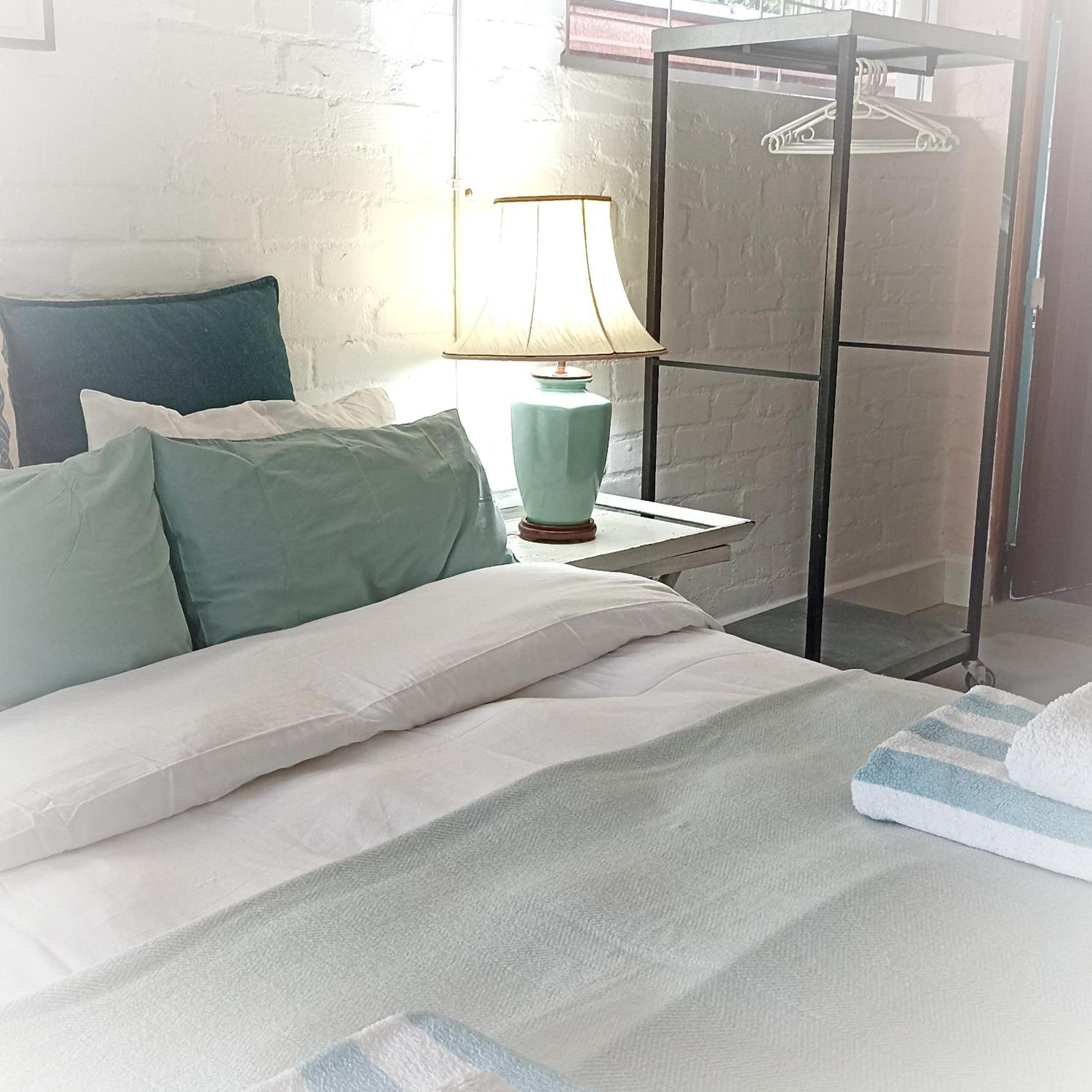 콤메티에 The Retreat B&B 외부 사진